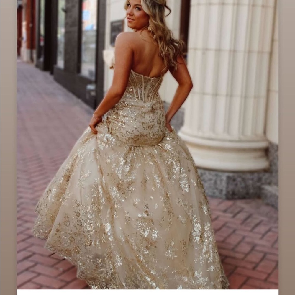 Elegant Gold Strapless Gown